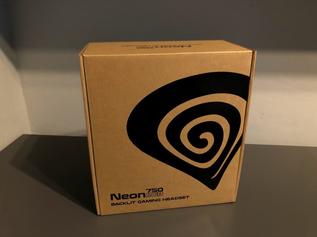Genesis Neon 750 - Opakowanie - karton, front
