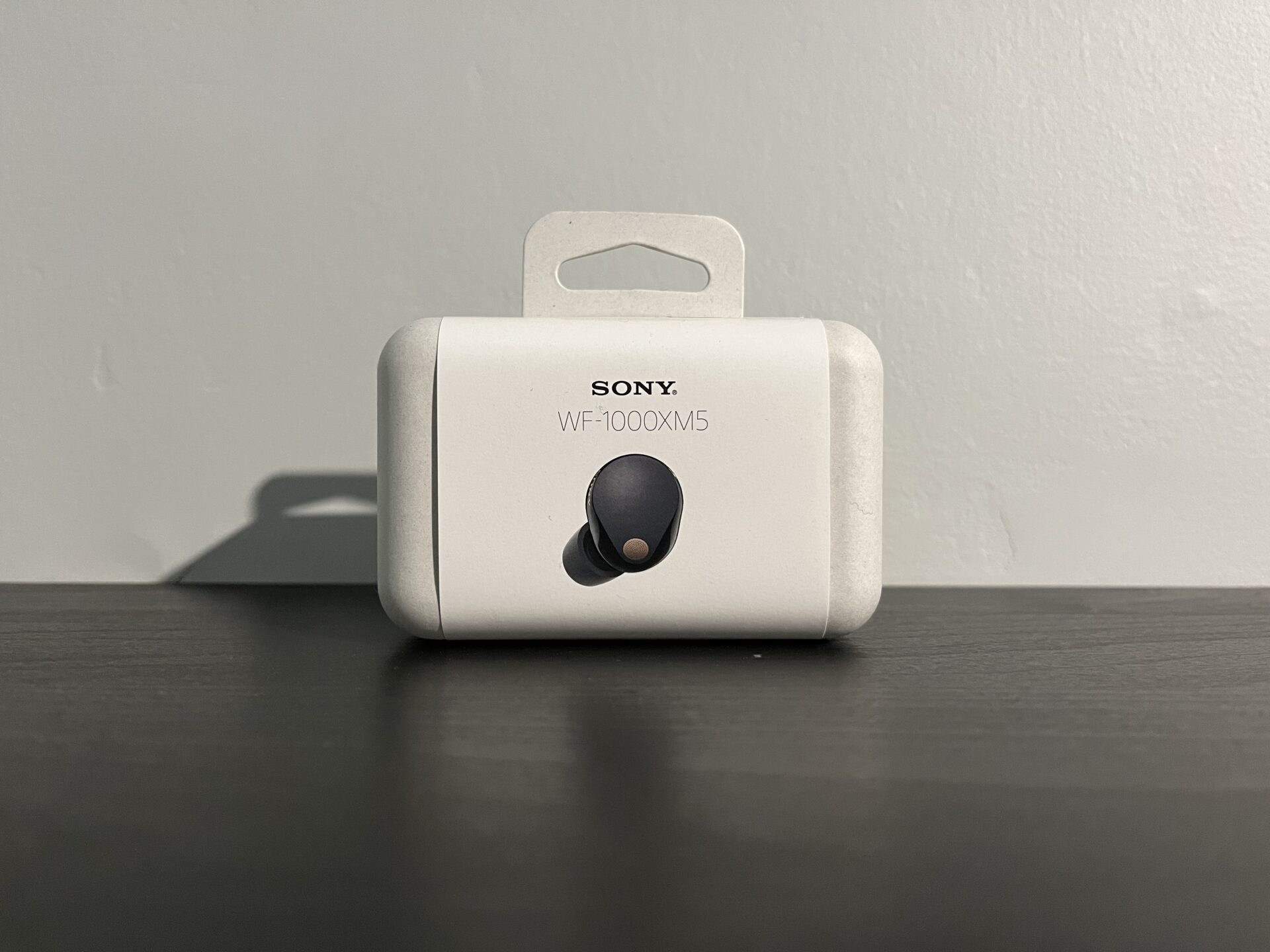 Sony WF-1000XM5, Opakowanie front